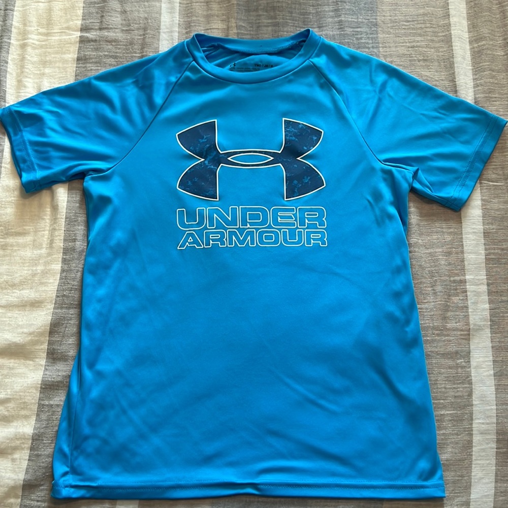 Short sleeve tshirt